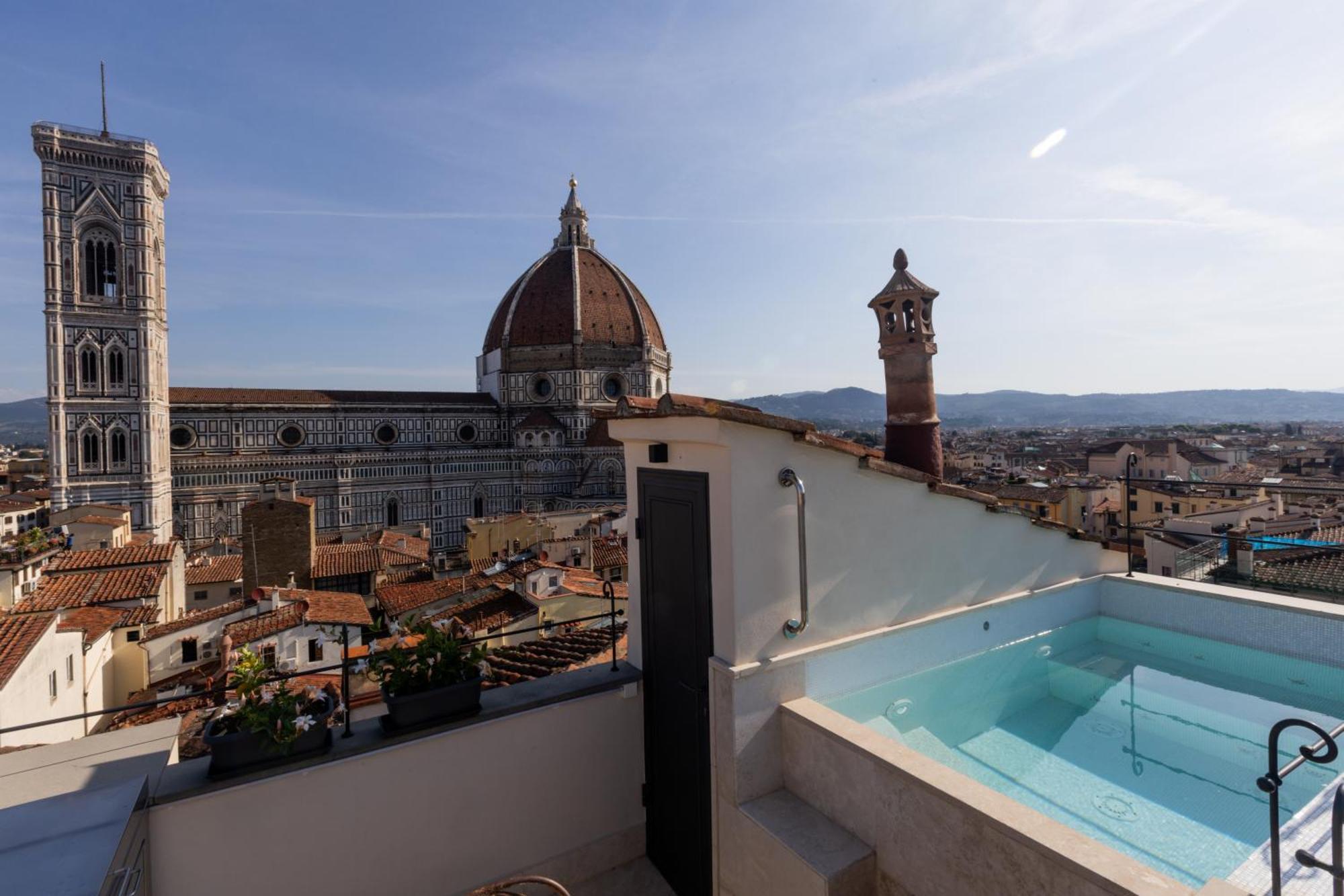 Donati Luxury Tower Suites Florenz Exterior foto